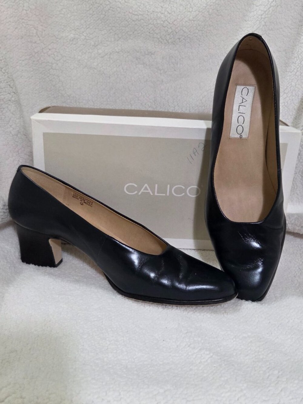 Calico Navy Blue Leather Heels, Co-English 4, 8W